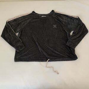 Hurley Sweatshirt Women M Gray Pullover Velour Velvet Spell Out Oversized‎ Crop